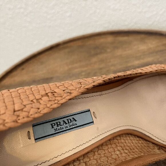 Prada Leather Woven Peep Open Toe Pump Heels Women's Size 38 US 8 - Picture 8 of 9